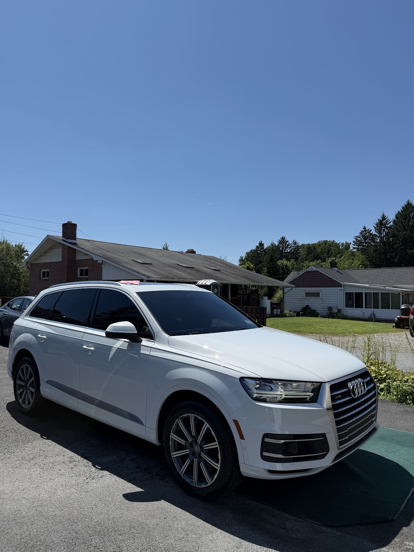 White Audi Q7 detailed by JP Sudz